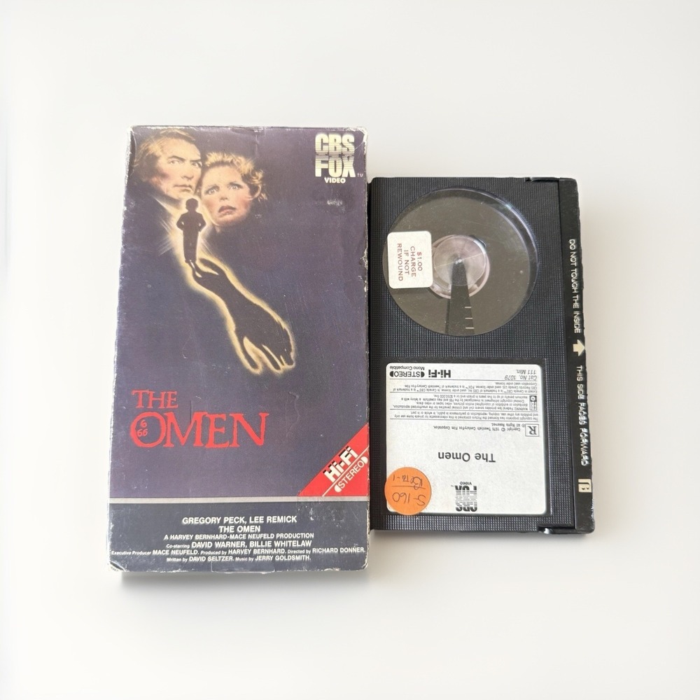 The Omen Betamax CBS Fox Video 1976 Horror Gregory Peck Clamshell NOT VHS